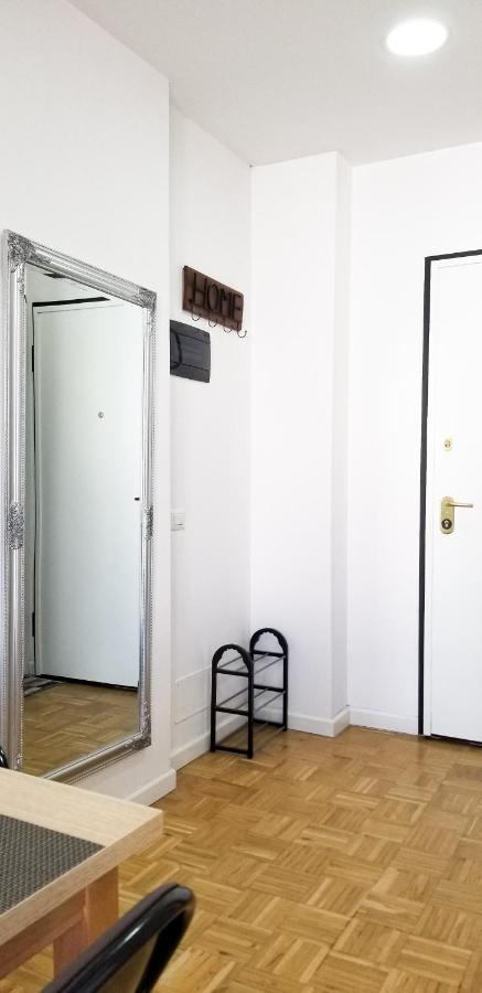 City Center Cute And Comfy Apartment - Ajia Apartments Tiran Dış mekan fotoğraf