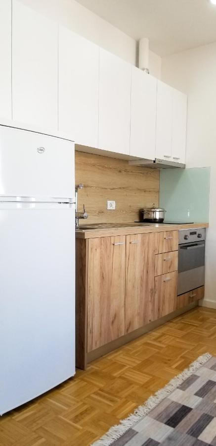 City Center Cute And Comfy Apartment - Ajia Apartments Tiran Dış mekan fotoğraf