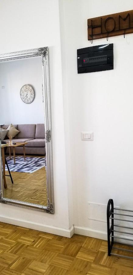 City Center Cute And Comfy Apartment - Ajia Apartments Tiran Dış mekan fotoğraf