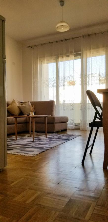 City Center Cute And Comfy Apartment - Ajia Apartments Tiran Dış mekan fotoğraf