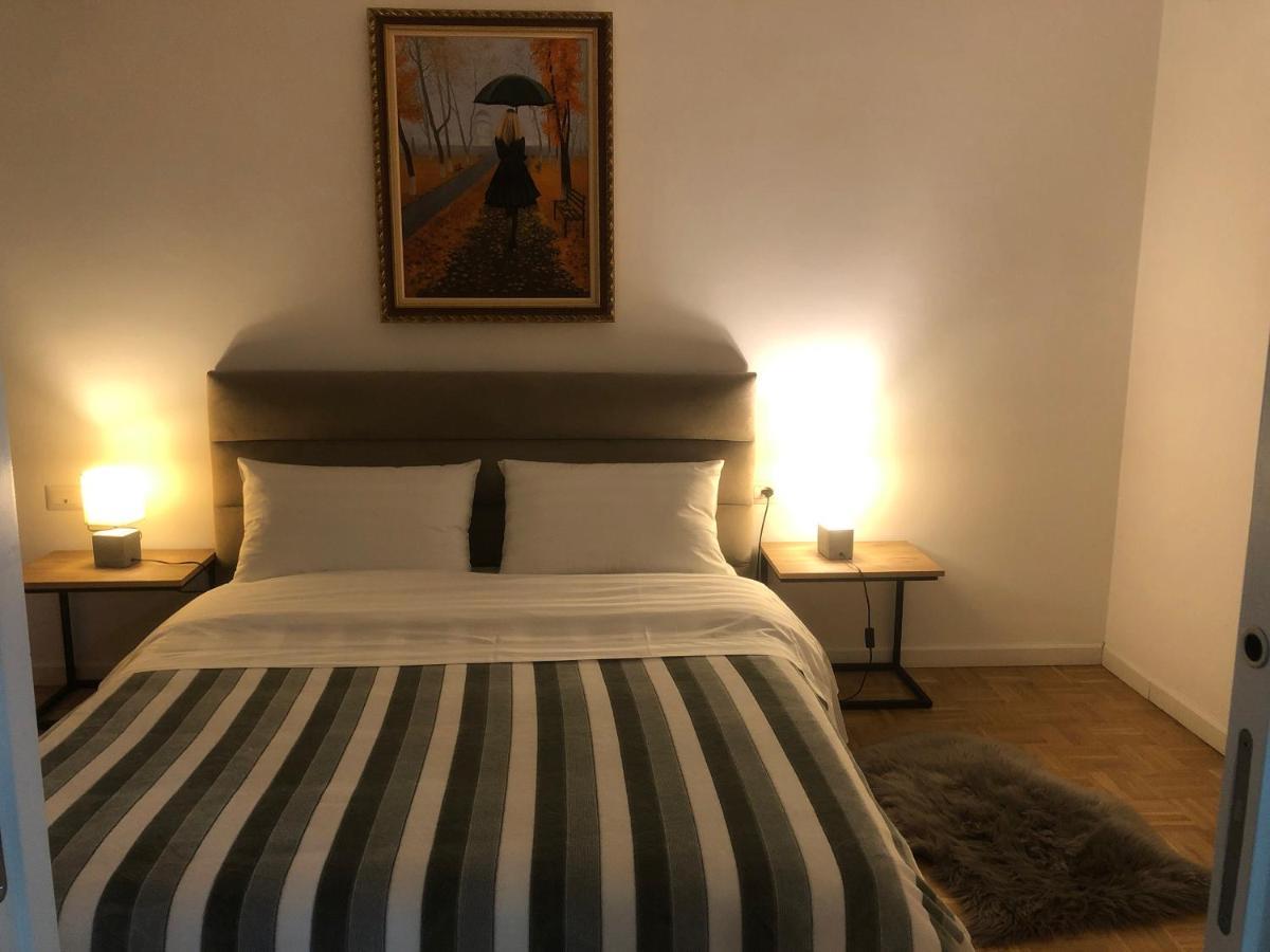 City Center Cute And Comfy Apartment - Ajia Apartments Tiran Dış mekan fotoğraf